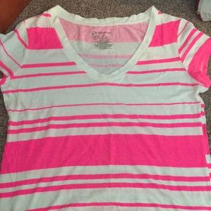 No Boundaries v-neck hot pink striped T-shirt